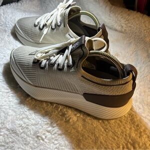 Allbirds Shoes Womens 9Tree Glider Athletic Low Sneakers Beige Brown Fabric